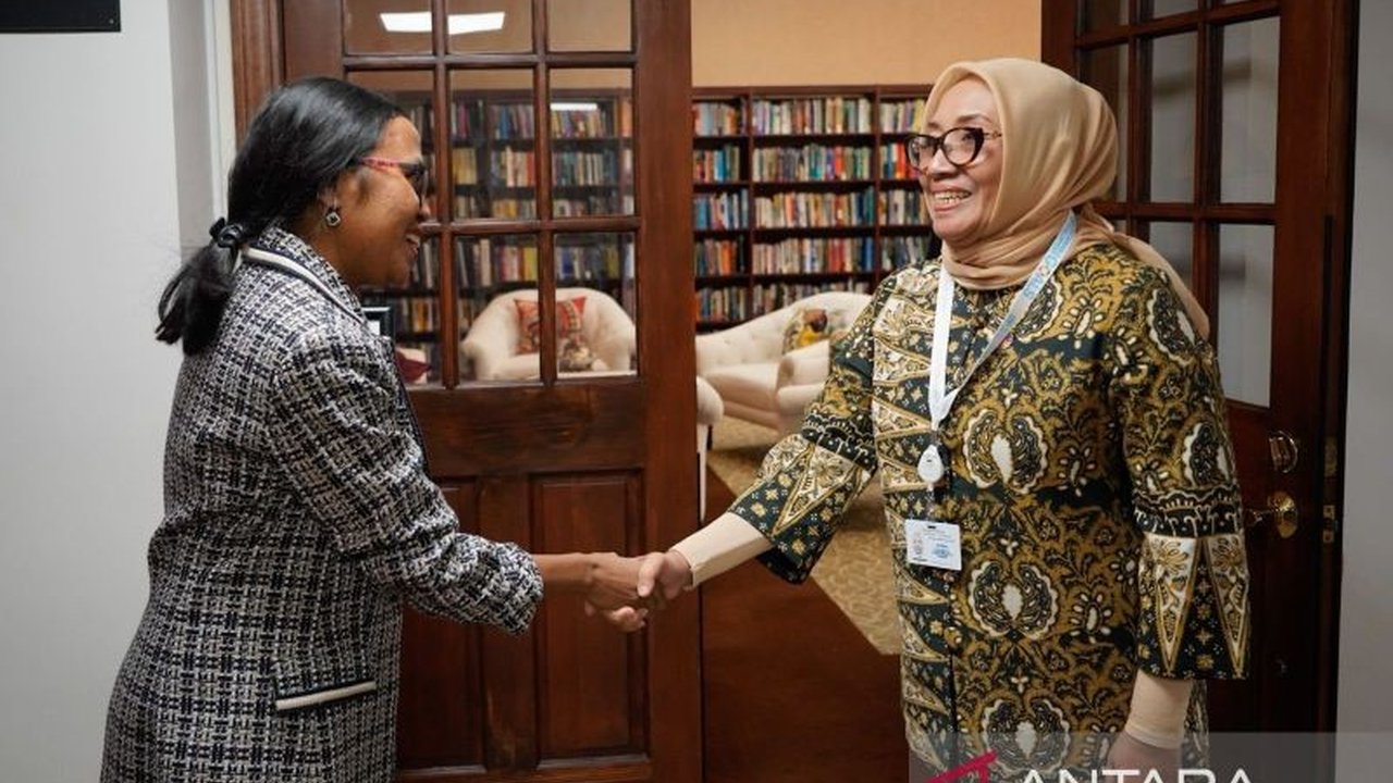 Menteri Pemberdayaan Perempuan dan Perlindungan Anak RI, Arifah Fauzi, berbagi praktik terbaik pemberdayaan perempuan Indonesia kepada Timor Leste, termasuk program Ruang Berbagi Indonesia (RBI).