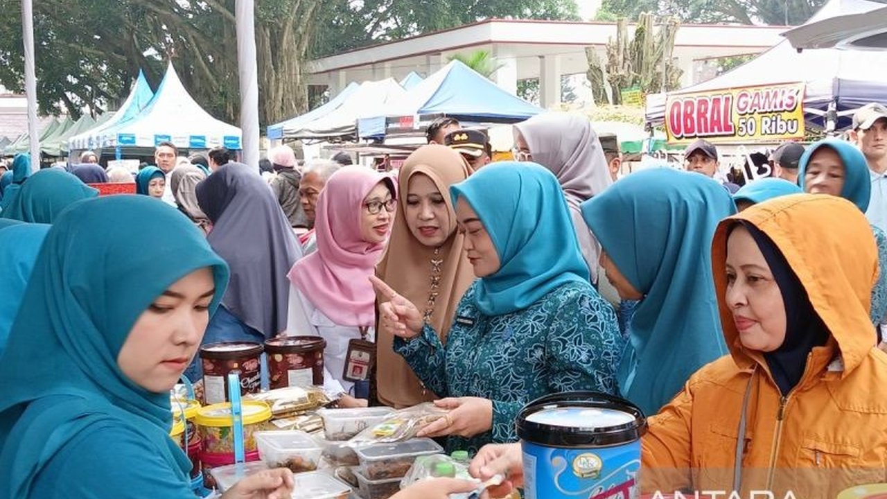 Kabupaten Temanggung, Jawa Tengah, menggelar Gerakan Pangan Murah (GPM) di 20 kecamatan untuk menekan inflasi dan menjaga stabilitas harga menjelang Idul Fitri 1446 H.