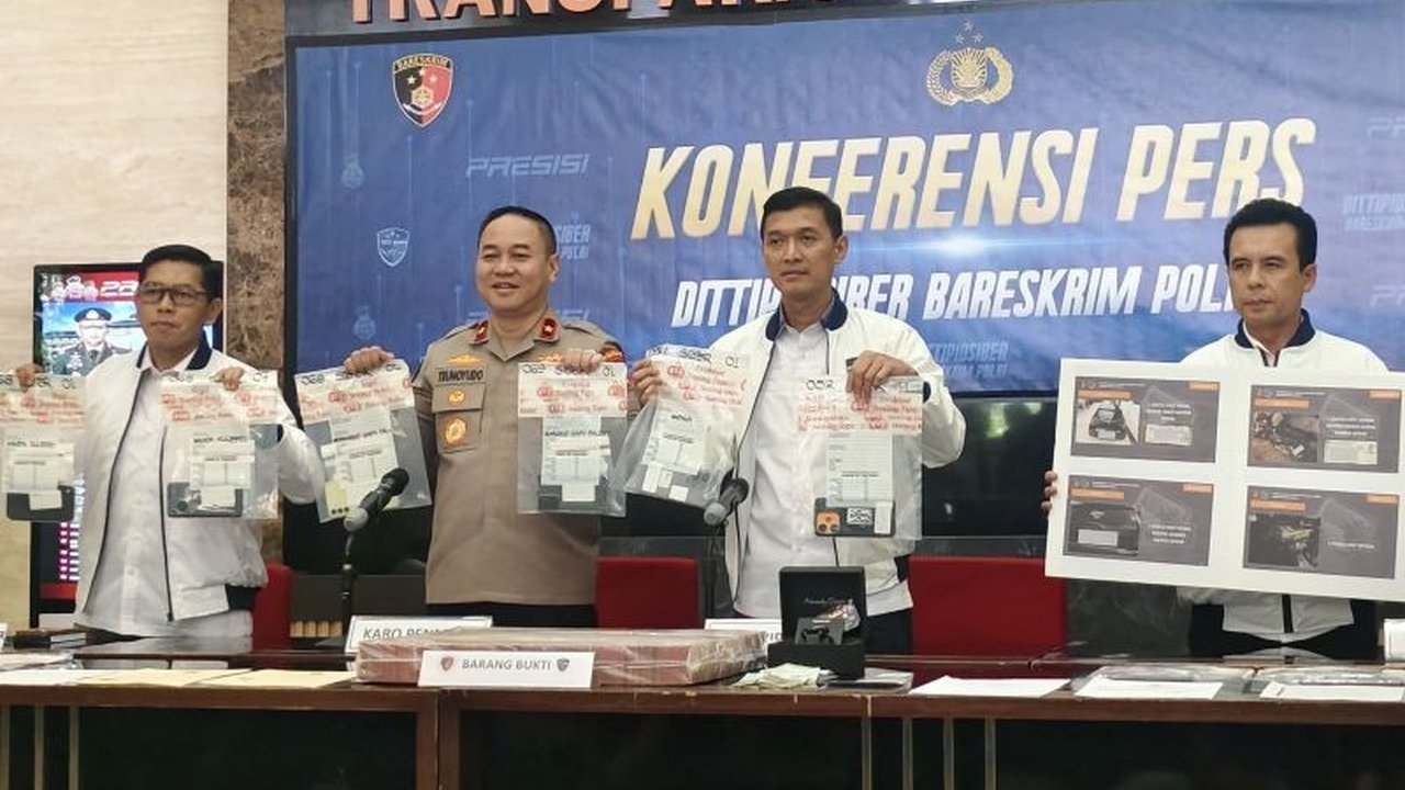 Bareskrim Polri mengungkap penipuan investasi online internasional senilai Rp105 miliar yang menjerat 90 korban melalui platform JYPRX, SYIPC, dan LEEDSX.