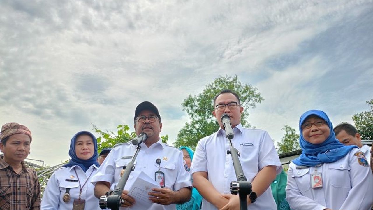 Wagub DKI Jakarta Rano Karno mengimbau Pemkot untuk siapkan tanaman pengganti beras seperti jagung dan sukun guna antisipasi krisis pangan di Jakarta.
