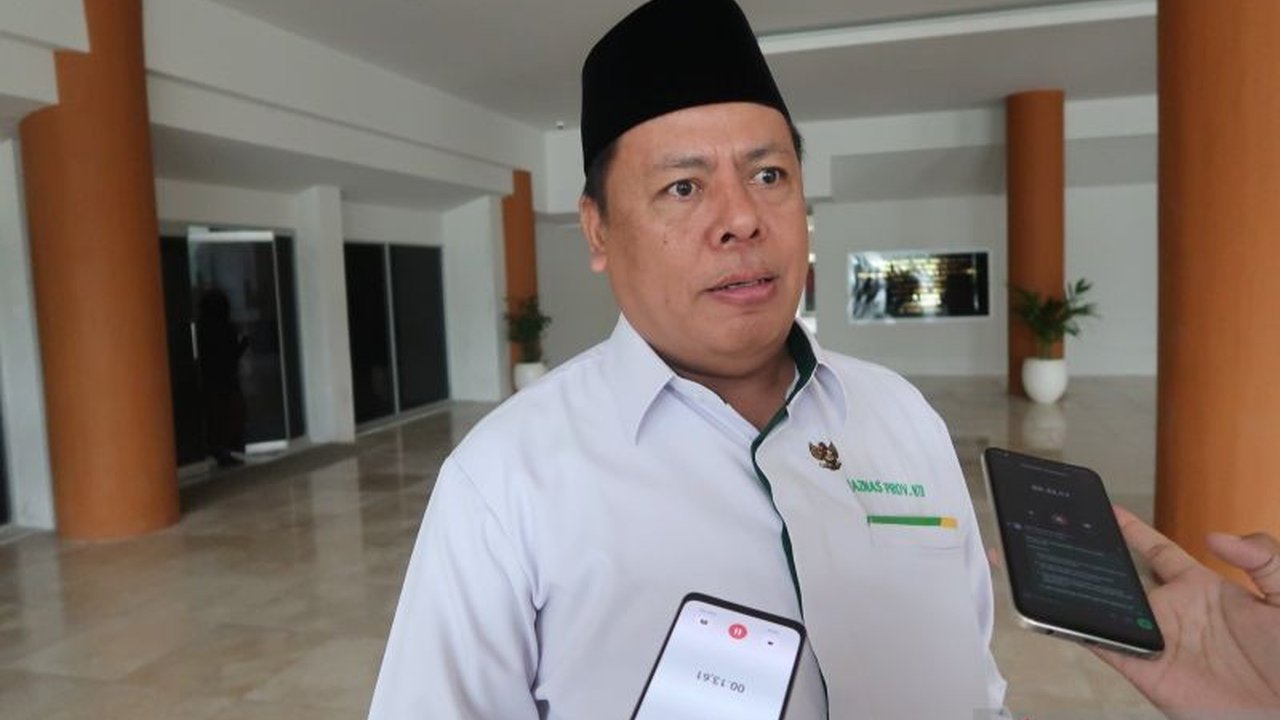 Badan Amil Zakat Nasional (Baznas) NTB telah berhasil memugar lebih dari 2.000 rumah tidak layak huni sejak 2017, dan menargetkan 400 unit rumah lagi pada 2025 untuk mengurangi angka kemiskinan di NTB.