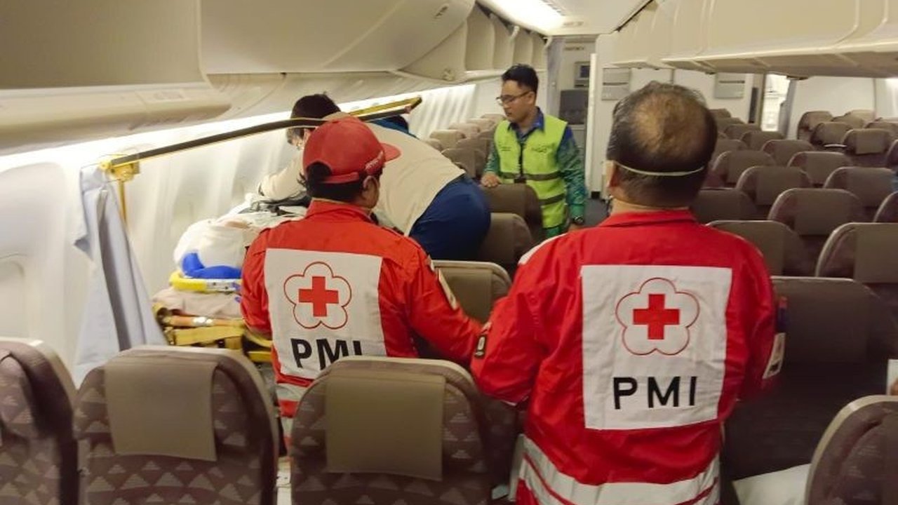 Palang Merah Indonesia (PMI) berkolaborasi dengan pemerintah untuk mengevakuasi pekerja migran Indonesia di Korsel yang mengalami kecelakaan di Seoul dan membutuhkan perawatan medis di tanah air.