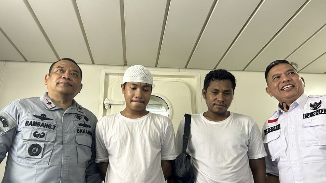 Bakamla dan Pemprov Kepri Pulangkan Dua Nelayan Batam yang Ditangkap Malaysia