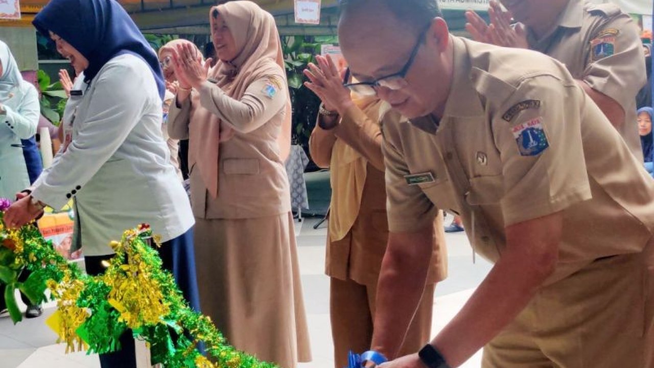 Pemerintah Kota Administrasi Jakarta Utara menggelar pasar pangan murah di RSUD Koja untuk membantu warga memenuhi kebutuhan pokok selama Ramadan dan menjelang Lebaran, dengan harga lebih terjangkau dan menyediakan berbagai produk.