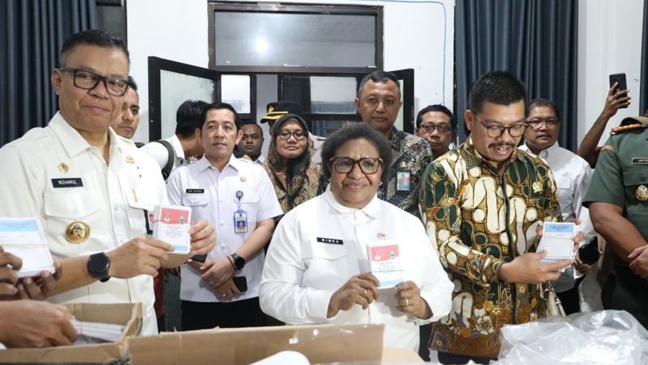 Wamendagri Ribka Haluk memastikan kesiapan Kabupaten Magetan melaksanakan Pemungutan Suara Ulang (PSU) Pilkada pada 22 Maret 2025, didukung penuh oleh Forkopimda dan elemen terkait.