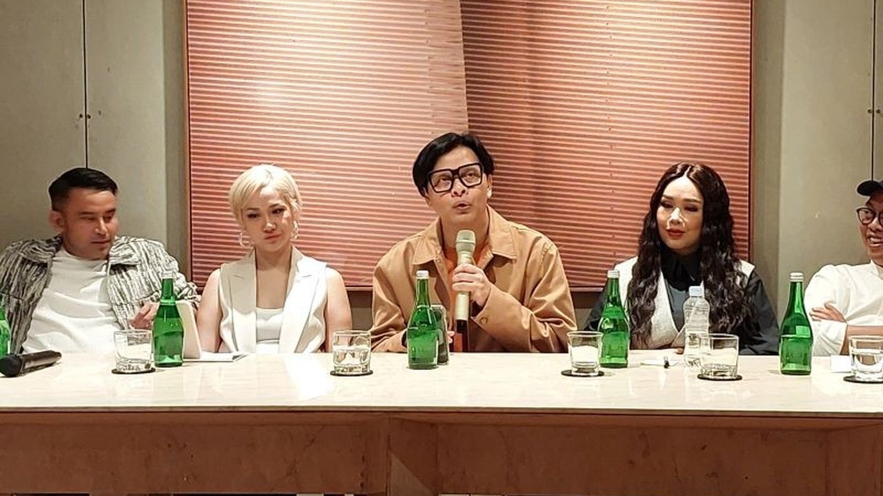 Gerakan Satu Visi, yang terdiri dari 29 musisi, mengajukan uji materiil UU Hak Cipta ke Mahkamah Konstitusi untuk melindungi ekosistem musik Indonesia dan memastikan kesejahteraan para pelaku industri.