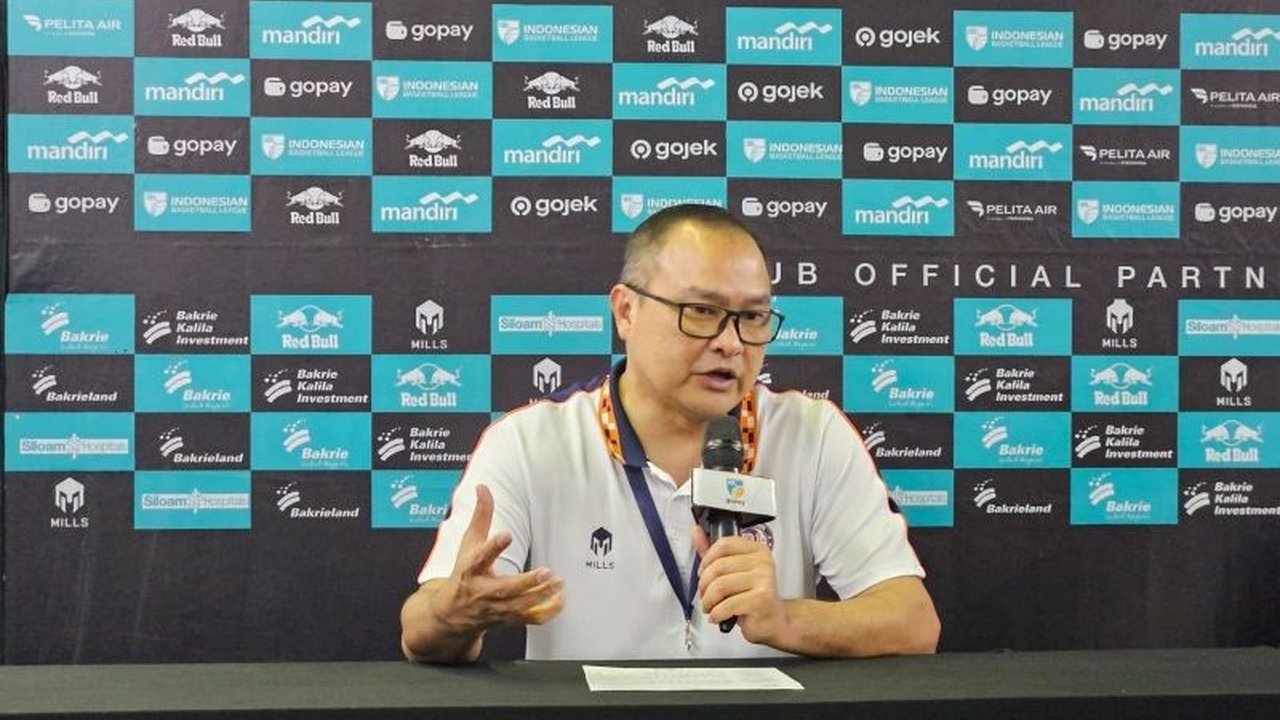 Pelatih Pelita Jaya, Ahang, meminta konsistensi dan persistensi dari para pemainnya setelah kemenangan atas Bima Perkasa di IBL, meskipun tanpa beberapa pemain kunci.