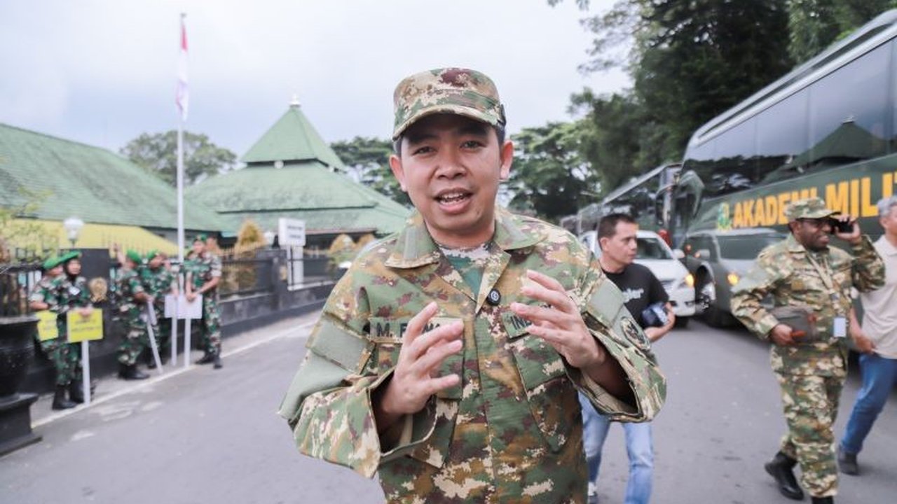 Bupati Jember, Gus Fawait, mengikuti retret di Akmil Magelang untuk membangun sinergi pemerintahan pusat hingga daerah, sekaligus memperkuat wawasan kebangsaan dan perencanaan pembangunan.