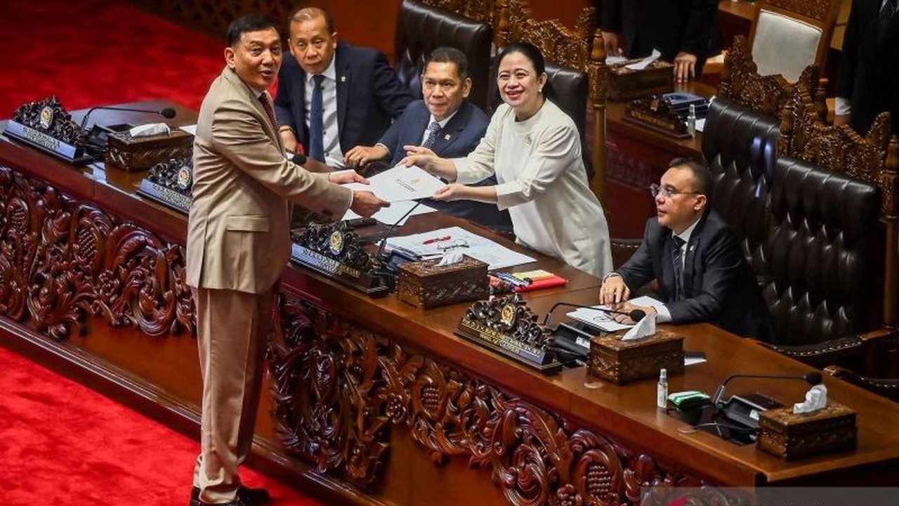 Fraksi Gerindra DPR RI menegaskan revisi UU TNI tetap menjunjung supremasi sipil dan reformasi, sekaligus menjawab kekhawatiran publik terkait isu dwifungsi TNI.