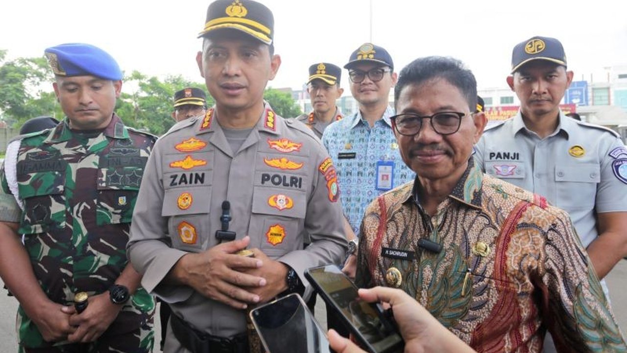 Pemkot Tangerang menerbitkan surat edaran terkait penyesuaian tugas ASN selama libur Lebaran 2025, memastikan pelayanan publik tetap berjalan optimal melalui skema WFO, WFH, dan WFA.