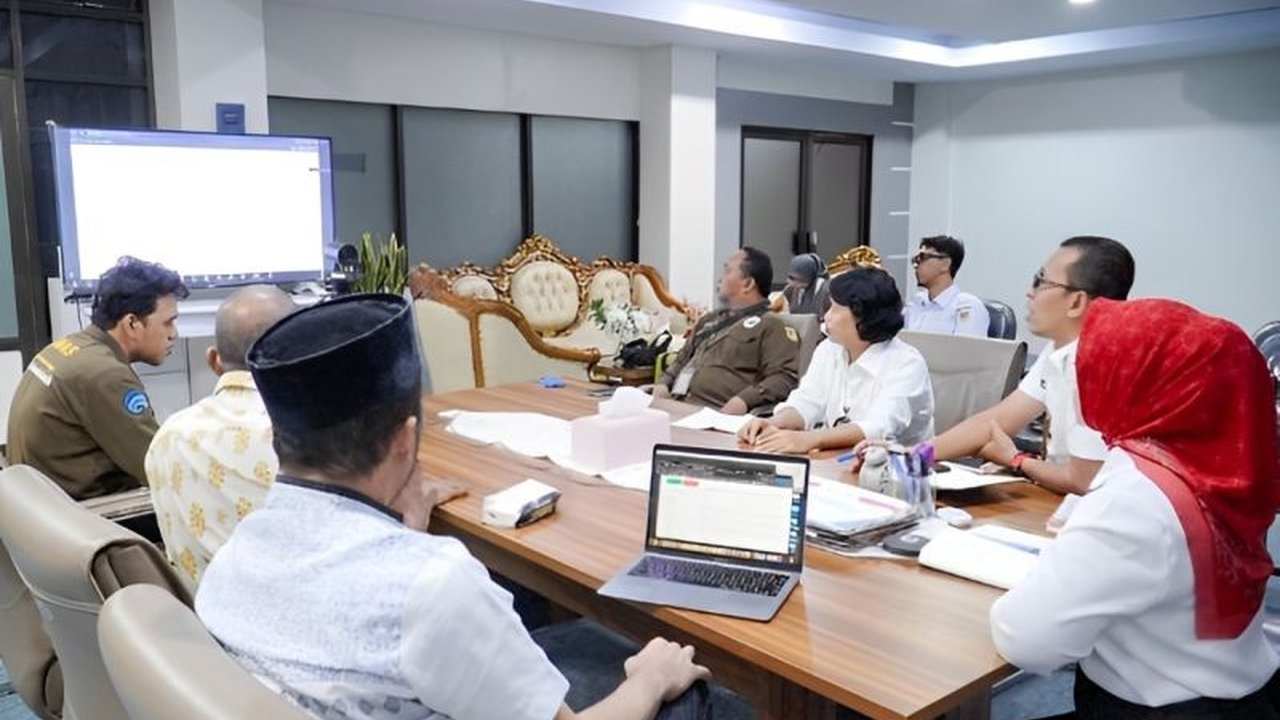 Tim seleksi KPID Sulteng telah memverifikasi berkas 49 peserta dari 104 pendaftar, tahap selanjutnya adalah penilaian dan pengumuman hasil seleksi pada akhir April 2025.