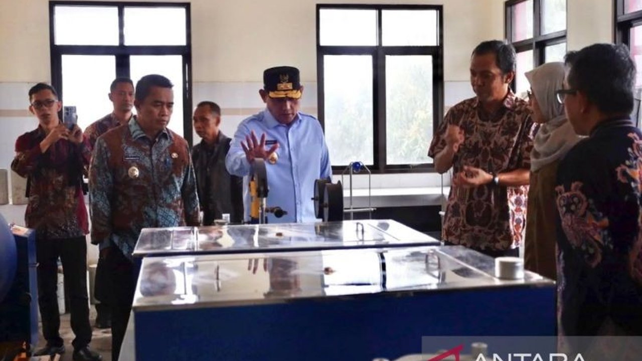 Wakil Gubernur Kaltim, Seno Aji, menekankan pentingnya pengelolaan aset pemerintah yang tertib administrasi dan memberikan manfaat bagi masyarakat, khususnya di Kabupaten Kutai Timur.