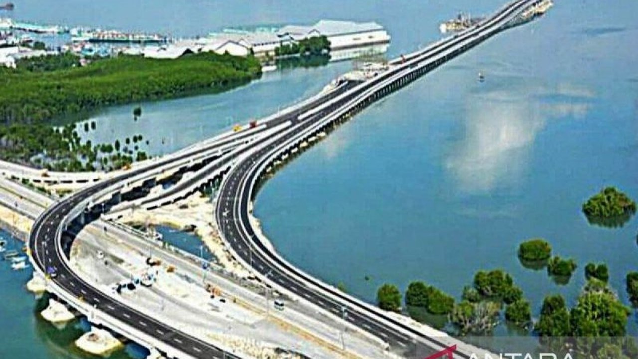 Kementerian PU mengusulkan tiga lokasi prioritas untuk tahap awal pembangunan Giant Sea Wall sepanjang kurang lebih 946 km yang membentang dari Cilegon hingga Gresik, guna mengantisipasi penurunan tanah dan banjir di Jakarta dan sekitarnya.