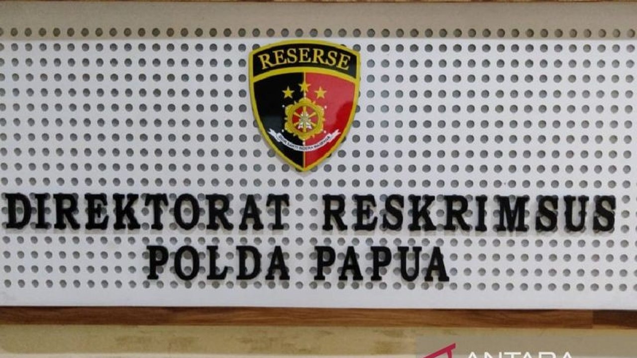 Mantan Kadis Perhubungan Tolikara dan dua tersangka lain ditahan Polda Papua karena korupsi proyek pembangunan parkir senilai Rp1,5 miliar dari APBD 2021.