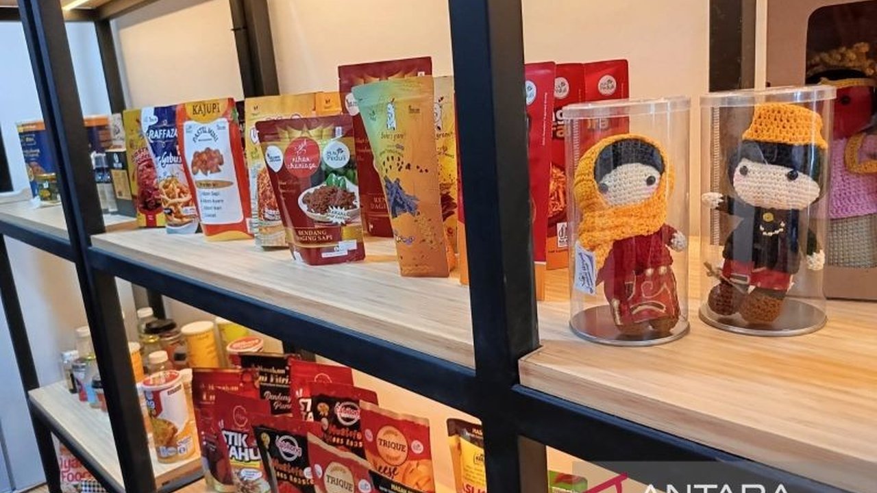 Himbara, bank-bank milik negara, membukukan laba triliunan rupiah dan berperan penting dalam menggerakkan ekonomi Indonesia melalui penyaluran kredit dan pengelolaan dana pihak ketiga.