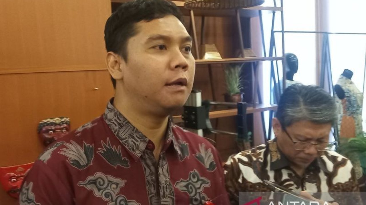 OJK Cirebon laporkan pertumbuhan positif kinerja Bank Umum Syariah (BUS) di Ciayumajakuning pada 2024, ditandai dengan peningkatan penyaluran kredit dan penghimpunan dana.