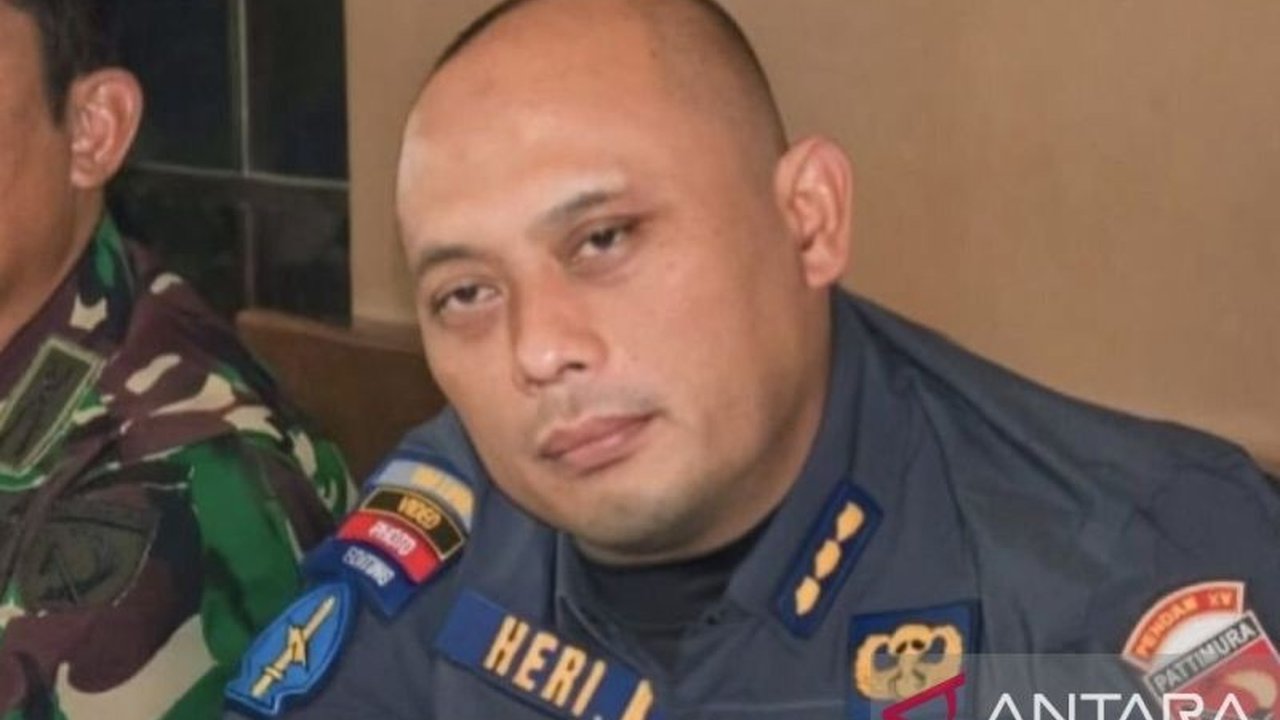 Kodam Pattimura selidiki dugaan penyimpanan sianida oleh oknum TNI AD yang terlibat kegiatan ilegal di Pulau Buru, Maluku, setelah temuan masyarakat dan intimidasi terhadap wartawan.