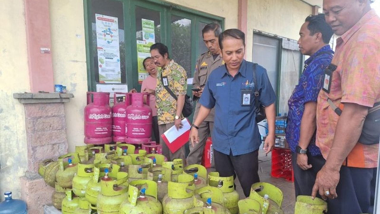 Tim Pengawasan Disperindag Bali menemukan pelanggaran prosedur penyediaan LPG 3 Kg di SPBE Putra Bali Dwipa, Badung, yang membahayakan konsumen.