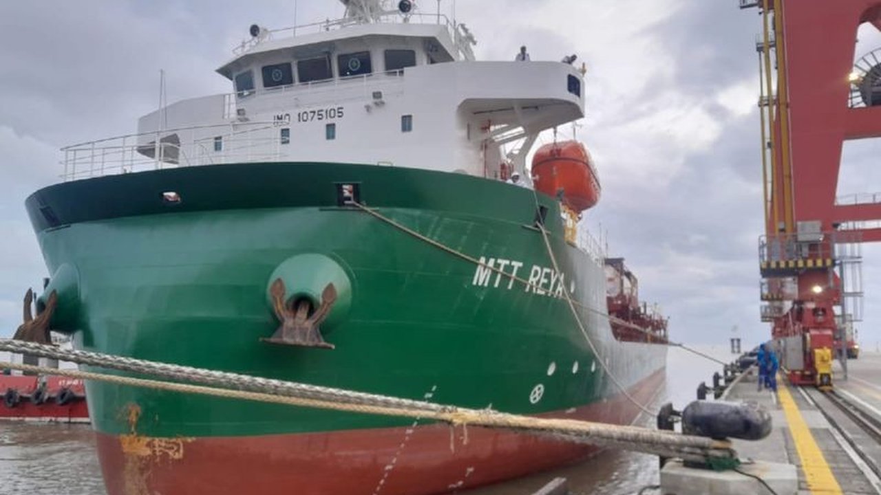 PT Belawan New Container Terminal (BNCT) mengumumkan peningkatan layanan MTT Shipping, pengiriman logistik dari Belawan ke Malaysia kini dua kali seminggu, menggunakan kapal MTT Reya yang berkapasitas besar.