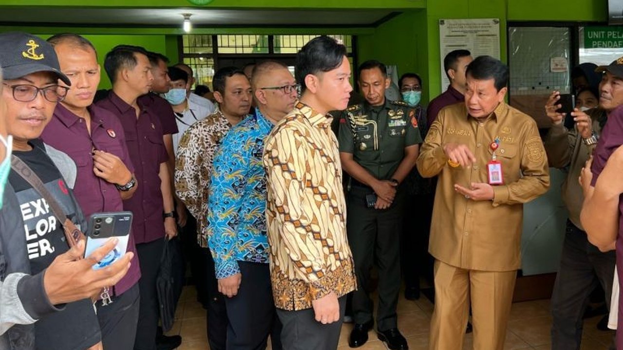 Wakil Presiden Gibran Rakabuming Raka mendorong masyarakat proaktif periksa kesehatan guna mencegah penyakit dan meningkatkan kualitas hidup, usai meninjau program cek kesehatan gratis di Tangerang.