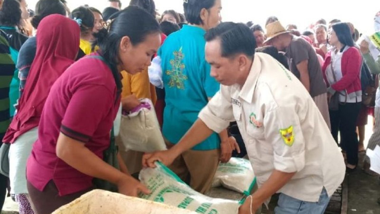 Pemerintah Kabupaten Gunung Mas, Kalimantan Tengah, gencar menggelar Gerakan Pangan Murah (GPM) untuk menjaga stabilitas harga dan ketersediaan pangan bagi masyarakat menjelang Idul Fitri.