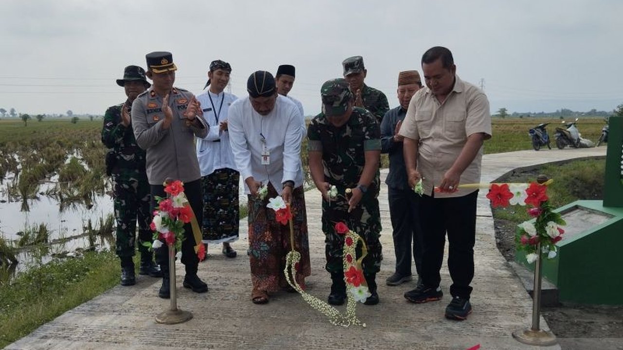 Kodim 0722/Kudus selesaikan pembangunan jalan usaha tani sepanjang 500 meter di Desa Wates lewat TMMD ke-123, permudah akses petani dan tingkatkan perekonomian.