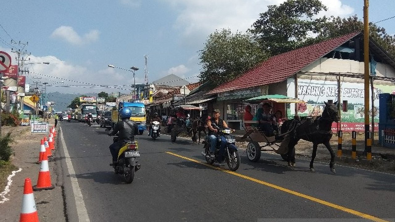 Pemerintah Jawa Barat memberikan insentif Rp3 juta kepada pengemudi delman dan becak selama periode Lebaran 2025 untuk mengurangi kemacetan, pencairannya dibagi dua tahap.