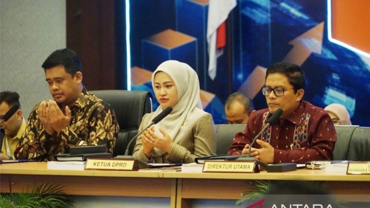 Rapat Umum Pemegang Saham (RUPS) Bank Sumut menyetujui pembagian dividen tunai 85 persen dari laba bersih Rp740,72 miliar pada tahun buku 2024, serta sejumlah rencana strategis lainnya.