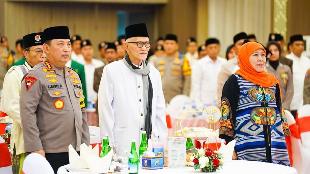Gubernur Jawa Timur dan Kapolri memperkuat sinergi dalam Safari Ramadhan untuk menjaga stabilitas nasional dan kerukunan di Jawa Timur selama bulan suci Ramadhan.
