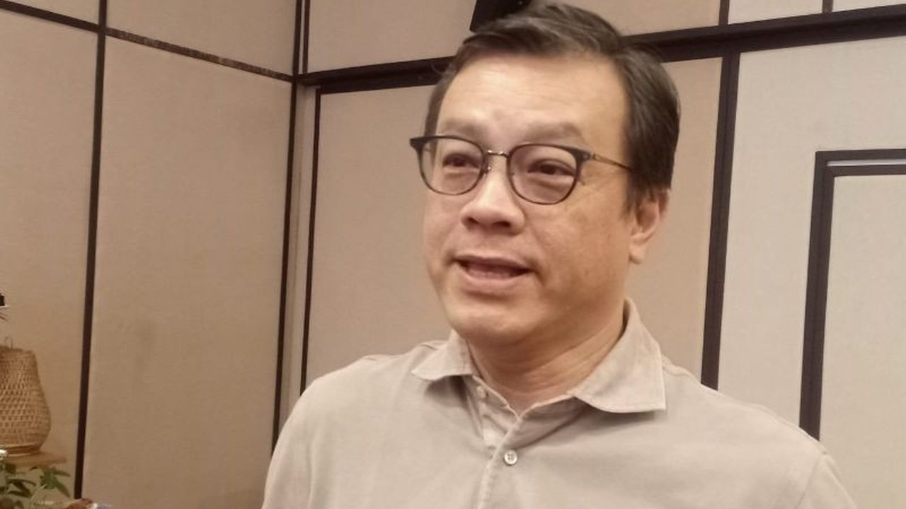 Bank Jago berhasil membukukan laba bersih Rp129 miliar di tahun 2024, meningkat 78 persen dibandingkan tahun sebelumnya, ditopang oleh pertumbuhan DPK dan penyaluran kredit yang signifikan.