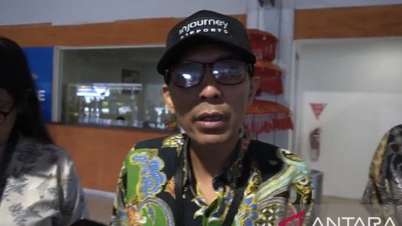 Erupsi Gunung Lewotobi Laki-laki di NTT menyebabkan tujuh penerbangan internasional tujuan Bandara Ngurah Rai, Bali, batal, sementara beberapa penerbangan internasional lainnya mengalami penundaan.