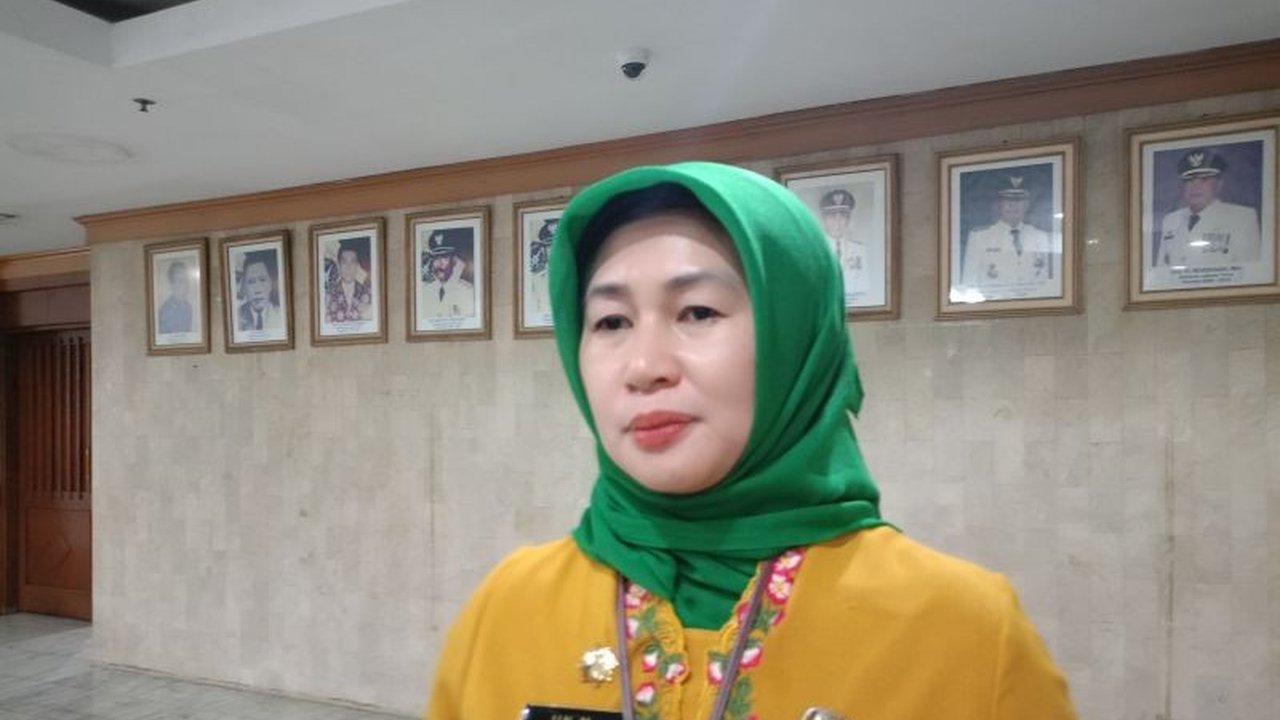 Pemerintah Kota Jakarta Timur melarang ASN mudik Lebaran dengan mobil dinas; Gubernur DKI Jakarta juga mengeluarkan larangan serupa dengan ancaman sanksi tegas.