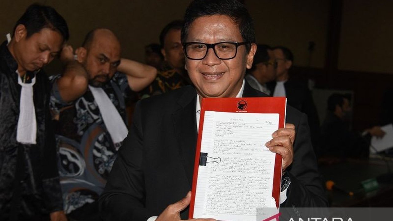 Sekjen DPP PDI Perjuangan, Hasto Kristiyanto, mengajukan pemindahan penahanan dari Rutan KPK ke Rutan Salemba karena terbatasnya akses kunjungan kolega.