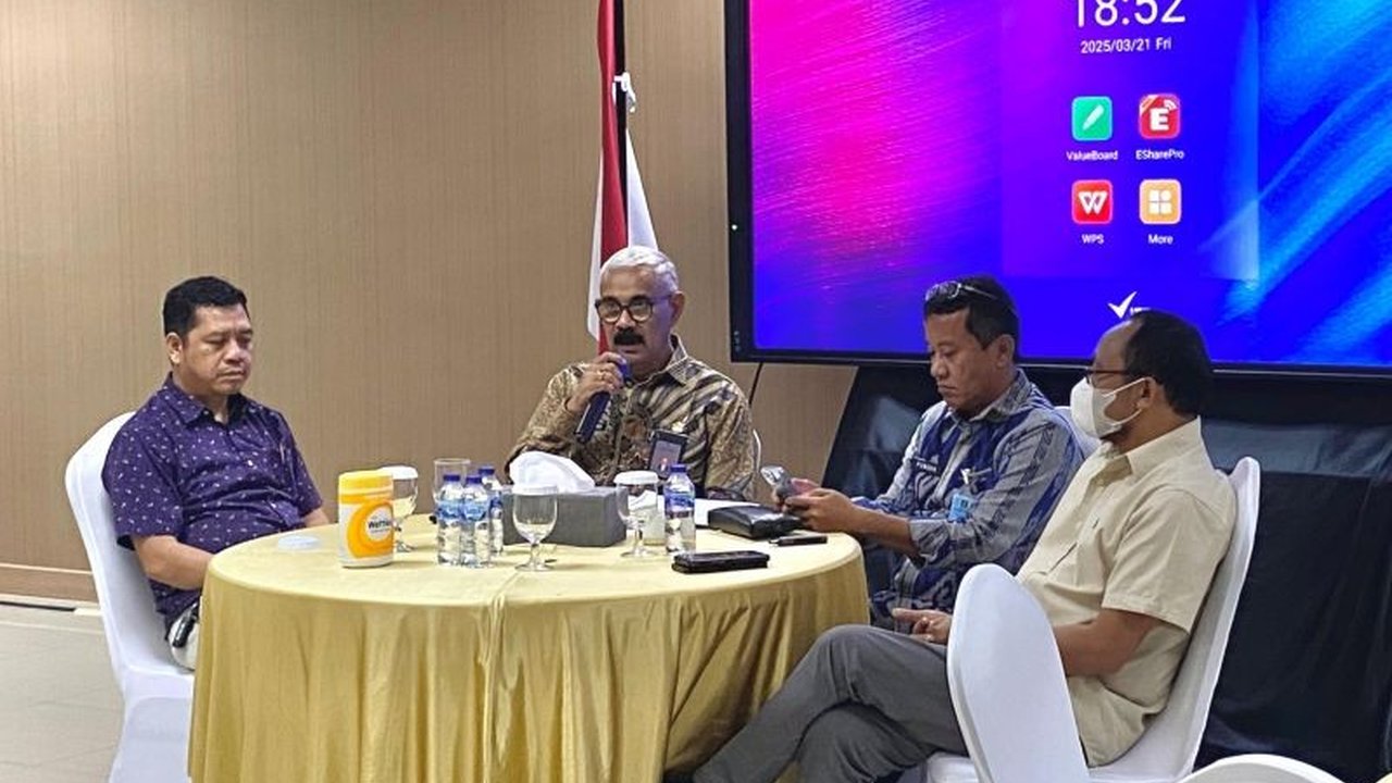 Kementerian HAM mengusulkan penghapusan SKCK kepada Kapolri karena dinilai menghalangi hak asasi mantan narapidana dan berpotensi melanggengkan stigma negatif.