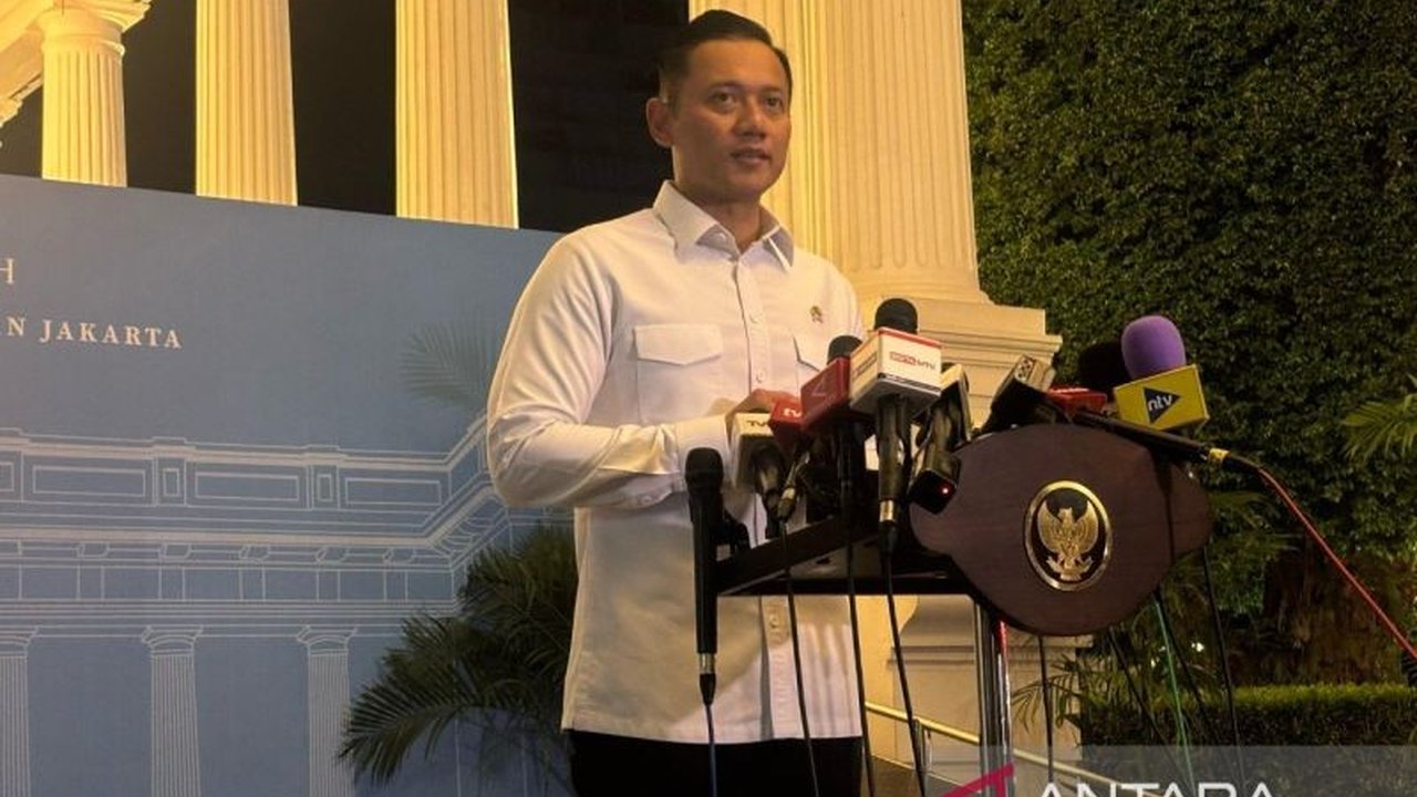 Presiden Prabowo Subianto menginstruksikan jajaran pemerintah untuk memastikan persiapan yang matang dalam menghadapi puncak arus mudik dan balik Lebaran 2025 yang diprediksi terjadi pada akhir Maret dan awal April.