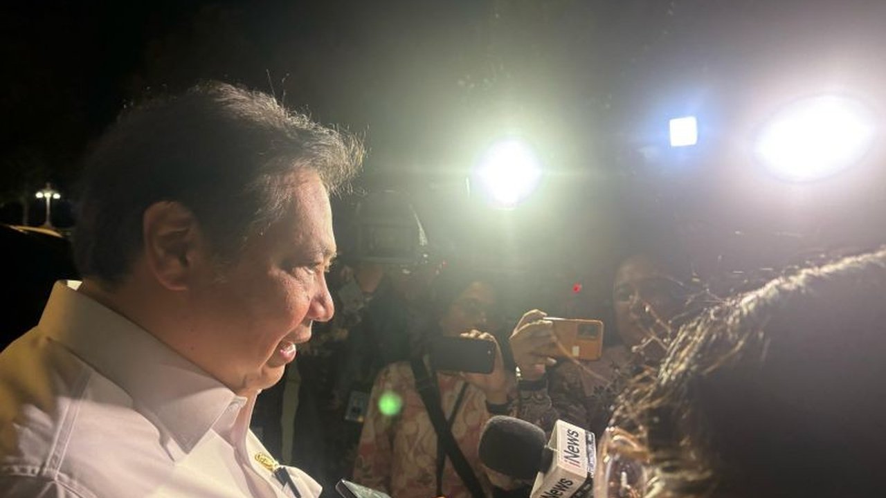 Presiden Prabowo Subianto menginstruksikan peningkatan inklusivitas dan literasi keuangan di Indonesia, mengingat masih rendahnya pemanfaatan layanan perbankan oleh masyarakat meskipun aksesibilitas sudah tinggi.