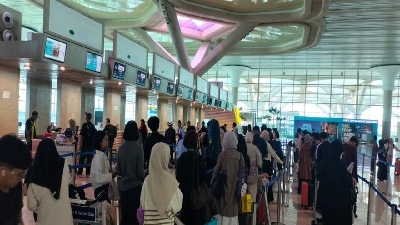 PT Angkasa Pura I memproyeksikan peningkatan penumpang di Bandara Internasional Yogyakarta (YIA) sebesar 1 persen selama periode mudik dan balik Lebaran 2025, mencapai 315.413 penumpang.