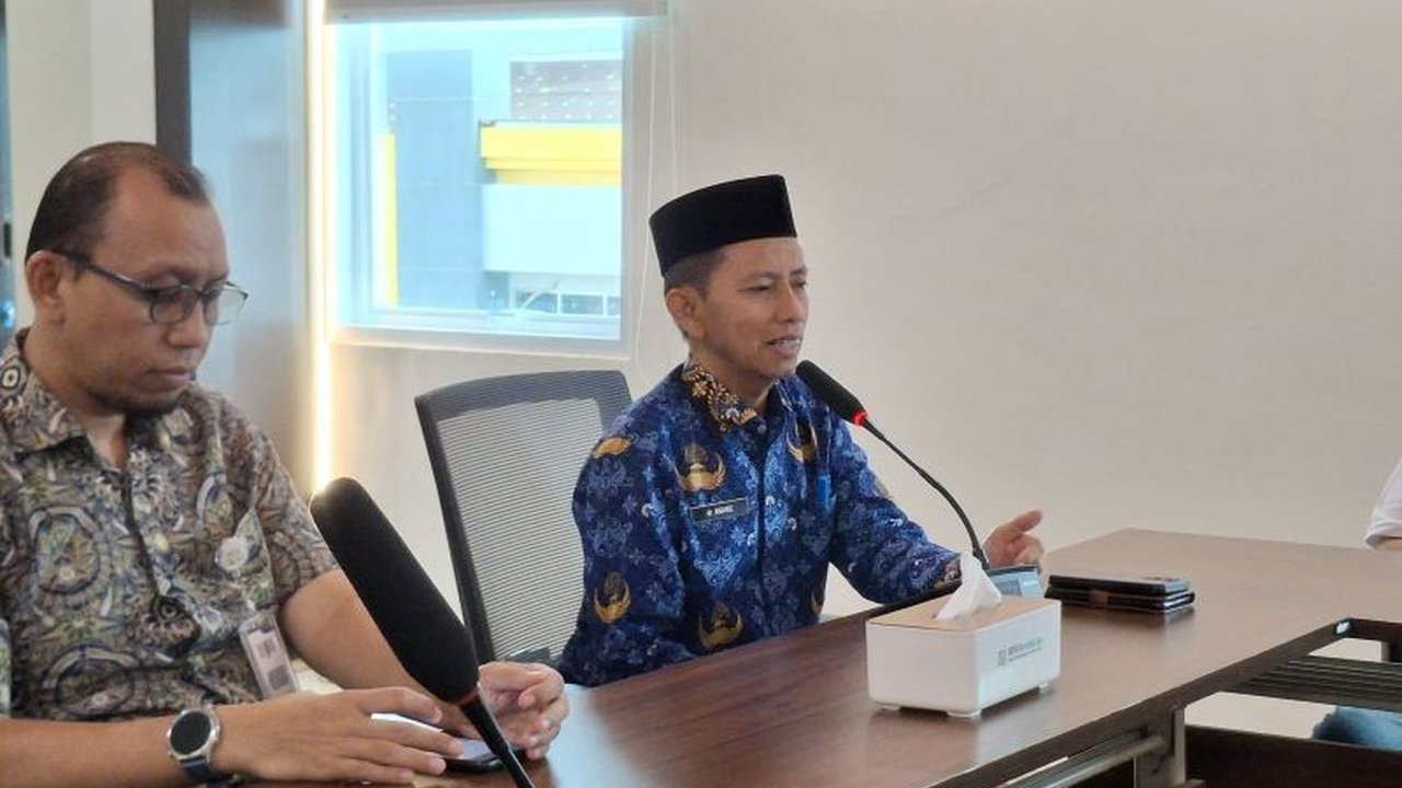 Dinas Kesehatan Provinsi Gorontalo menetapkan rumah sakit rujukan BPJS Kesehatan, termasuk RS Aloei Saboe sebagai rujukan utama provinsi, guna meningkatkan akses dan kualitas layanan kesehatan bagi masyarakat.