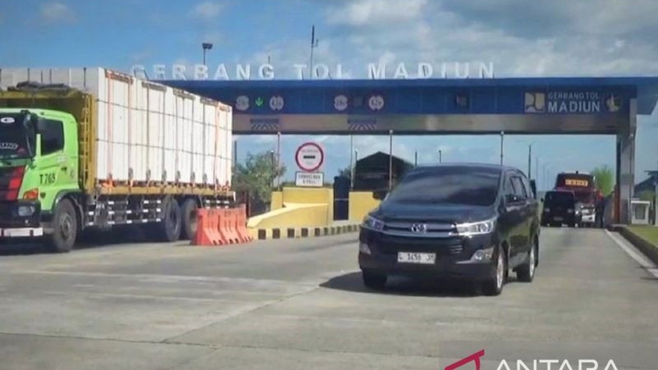 PT JNK memprediksi peningkatan volume kendaraan di Tol Ngawi-Kertosono mulai H-2 Lebaran 2025, dengan berbagai persiapan telah dilakukan untuk mengantisipasi lonjakan tersebut.