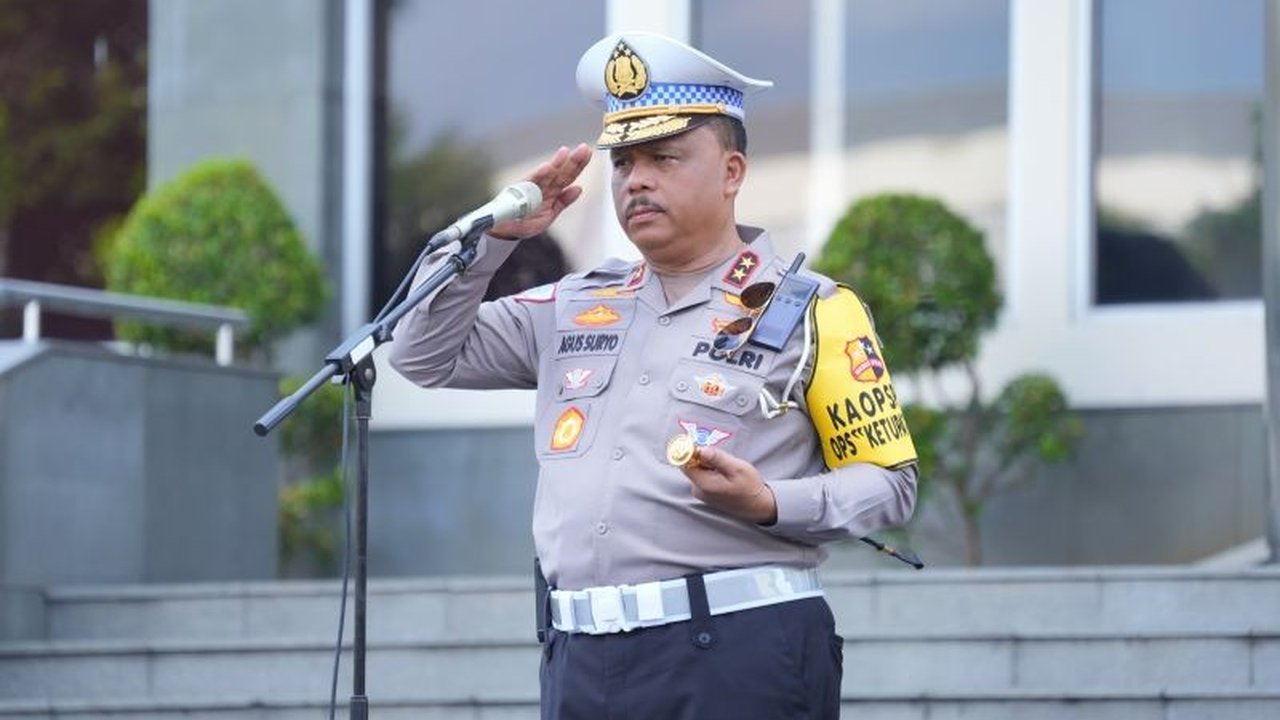 Irjen Pol. Agus Suryonugroho optimistis Operasi Ketupat 2025 akan berjalan lancar berkat persiapan matang dan kolaborasi antar instansi terkait dalam mengamankan arus mudik dan balik Lebaran 1445 H.