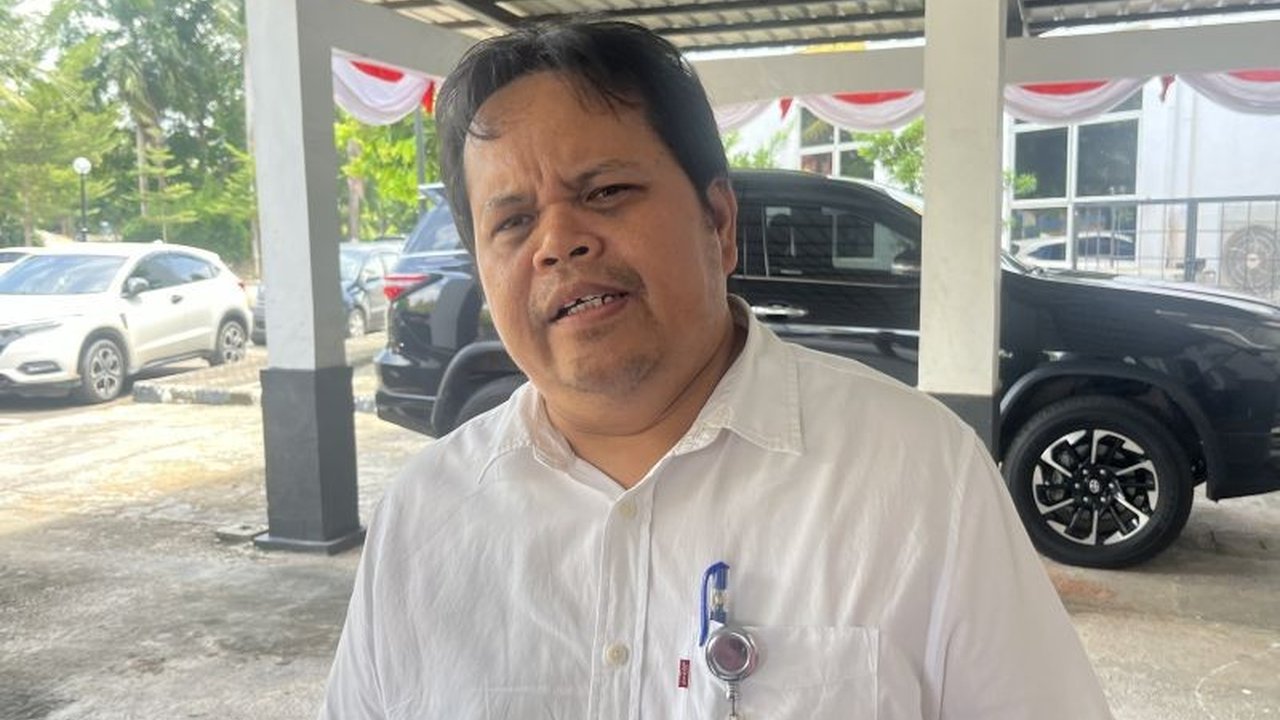 Pemerintah Kota Batam menargetkan penyelesaian proyek pelebaran jalan di Batuaji, Kepulauan Riau pada November 2025 untuk mengurangi kemacetan dan meningkatkan aksesibilitas.