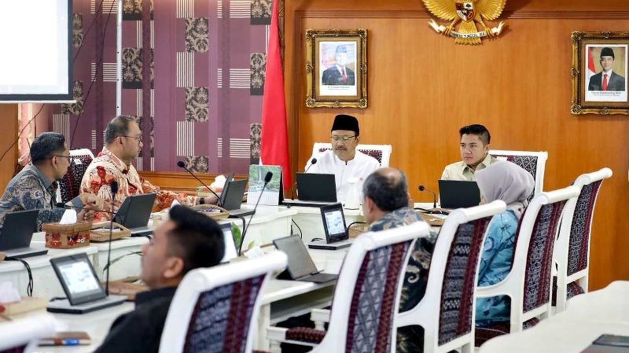 Kementerian Sosial menyatakan 45 lokasi siap untuk implementasi program Sekolah Rakyat gratis tahap pertama pada Juli 2025, dengan total 211 lokasi yang diusulkan.