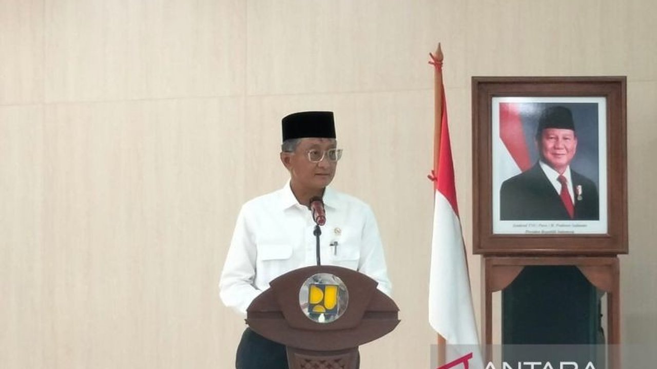 Kementerian PU luncurkan mudik.pu.go.id, website layanan mudik Lebaran 2025 yang menyediakan informasi jalur, posko, dan kondisi jalan *real-time* untuk perjalanan mudik yang aman dan nyaman.