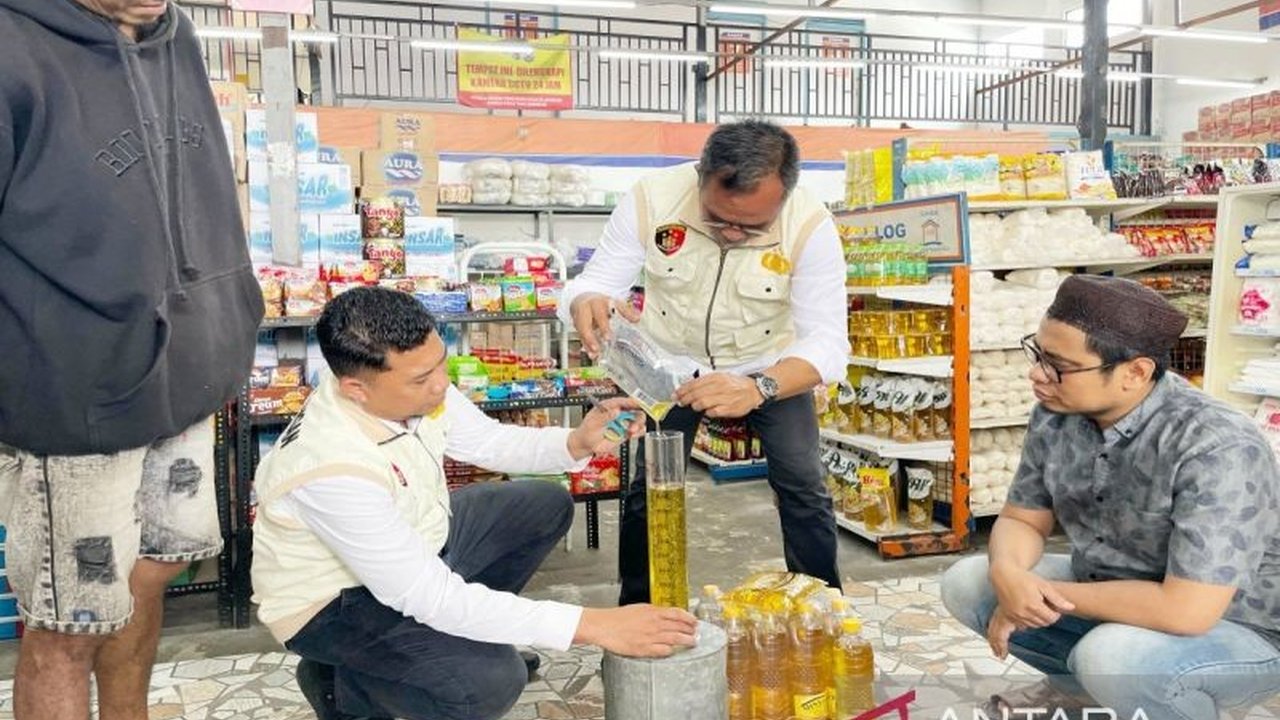 Satgas Pangan Polda Kalimantan Selatan gencar mengawasi distribusi MinyaKita untuk mencegah kelangkaan dan kenaikan harga minyak goreng di bulan Ramadhan.