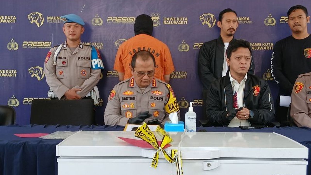 Polresta Tangerang mengungkap kasus mutilasi di Pasar Kemis; pelaku, Marcellino Raun, membunuh dan memutilasi sepupunya, Jefry Rarun, karena dendam.