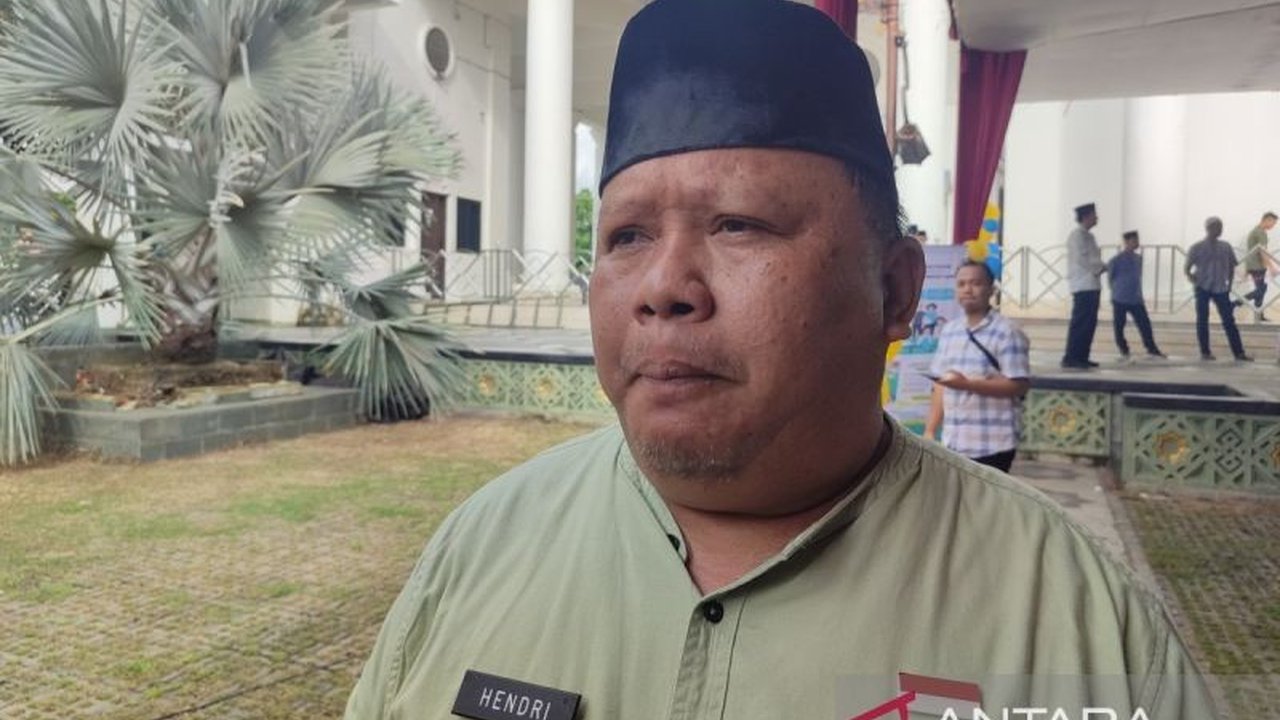 Pemerintah Kota Bengkulu melarang truk batu bara dan sawit melintas di dalam kota pada 24 Maret 2025 untuk kenyamanan Lebaran 2025, dengan posko pengamanan di perbatasan kota.