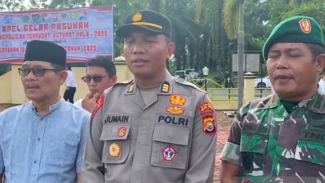 Polres Mukomuko, Bengkulu, mendirikan empat pos pengamanan Lebaran 2025 untuk memastikan mudik aman dan keluarga nyaman, melibatkan 83 personel polisi dan instansi terkait.