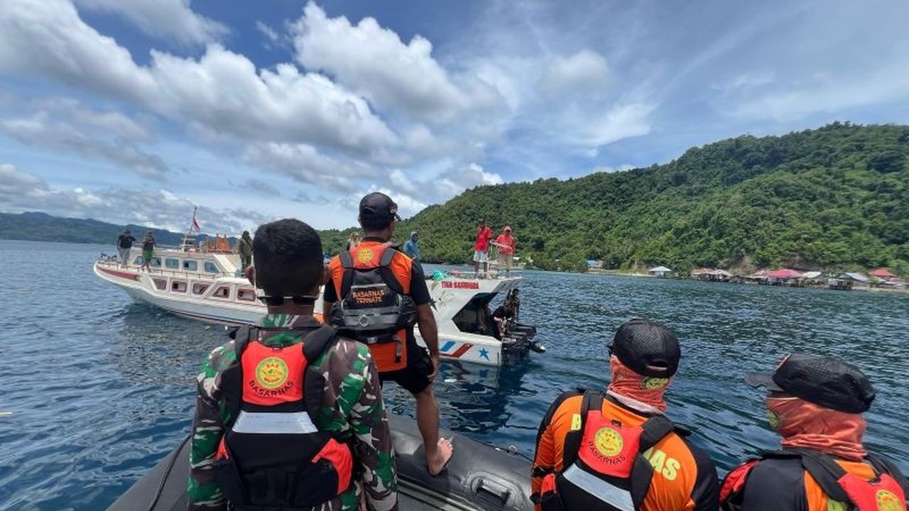 Pencarian empat korban tenggelamnya Kapal LCT SJP 168 A di perairan Ternate dihentikan setelah tujuh hari operasi SAR tanpa hasil, meskipun kemungkinan pencarian akan dibuka kembali jika bangkai kapal ditemukan.