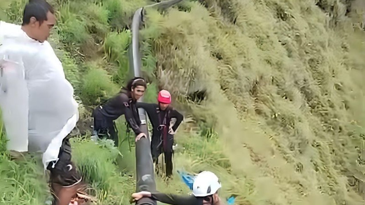 Pemkab Lombok Timur berharap SPAM Sembalun dan SPAM Pantai Selatan dapat memenuhi kebutuhan air bersih masyarakat, terutama di wilayah utara dan selatan Lombok Timur yang kerap kekurangan air saat kemarau.