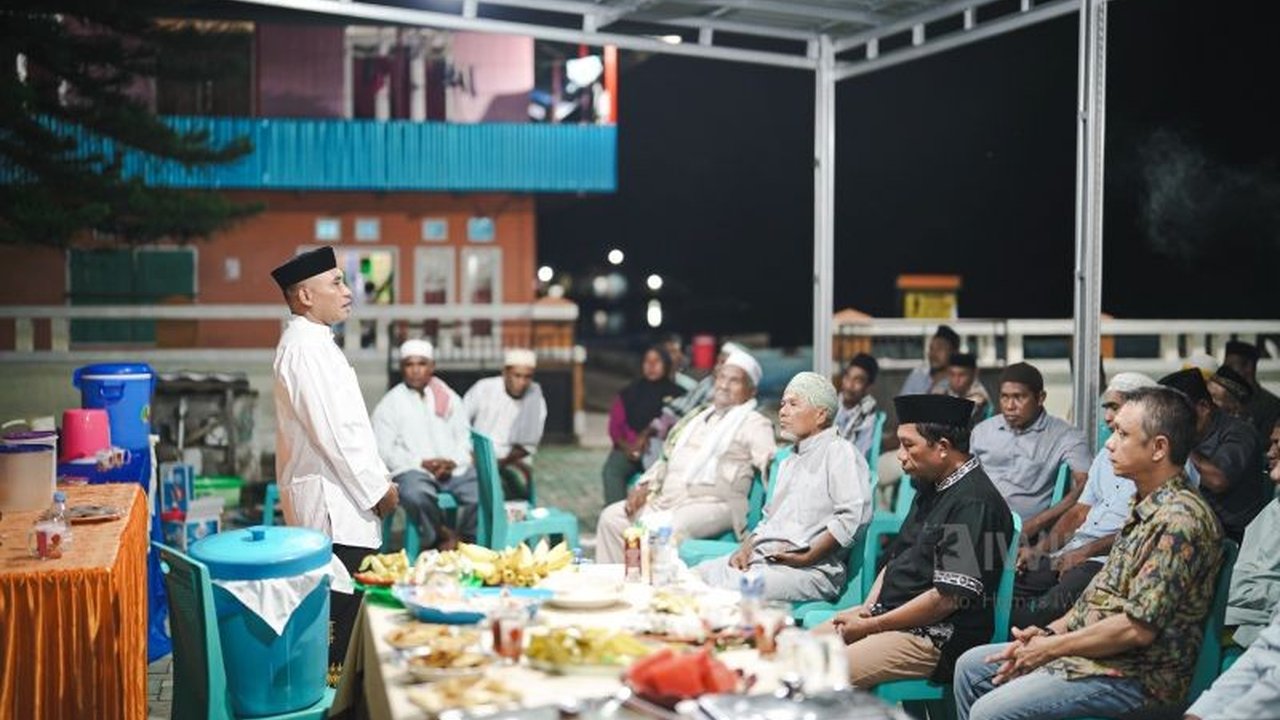 PT IWIP mendistribusikan 600 paket sembako dan santunan kepada masyarakat Maluku Utara melalui program Safari Ramadhan, membangun sinergi antara perusahaan dan warga sekitar.